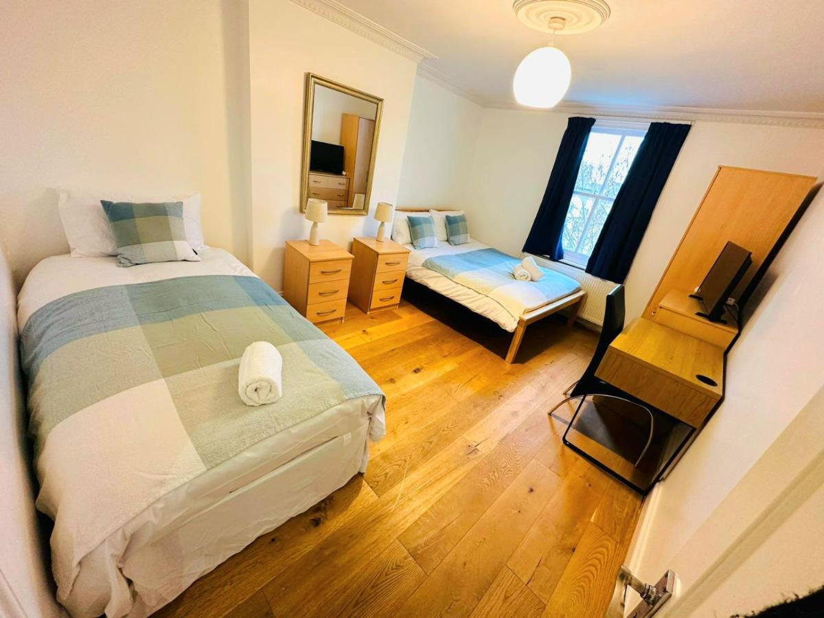 Cosy Home In Kensington - Great Location! 3 Minutes Walk To Earl'S Court Station London Eksteriør bilde