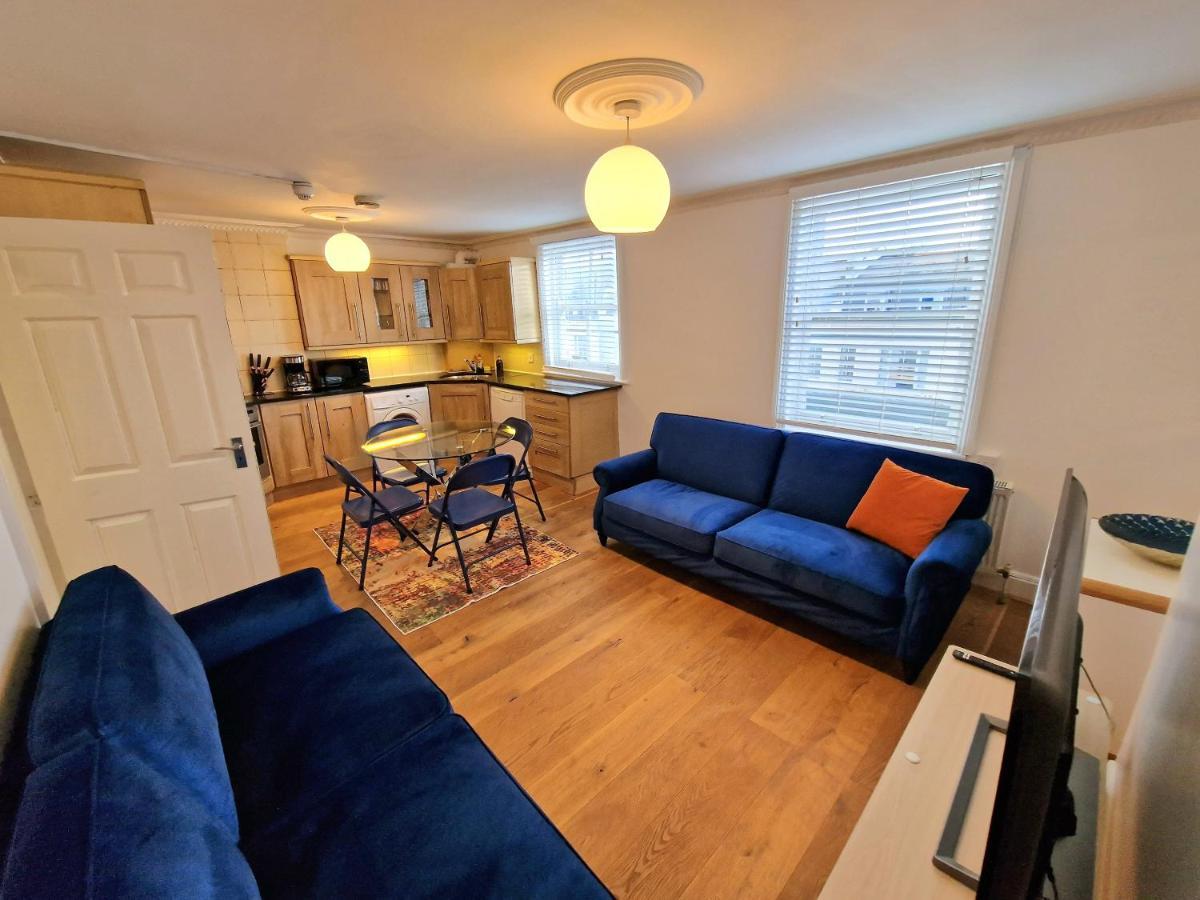 Cosy Home In Kensington - Great Location! 3 Minutes Walk To Earl'S Court Station London Eksteriør bilde